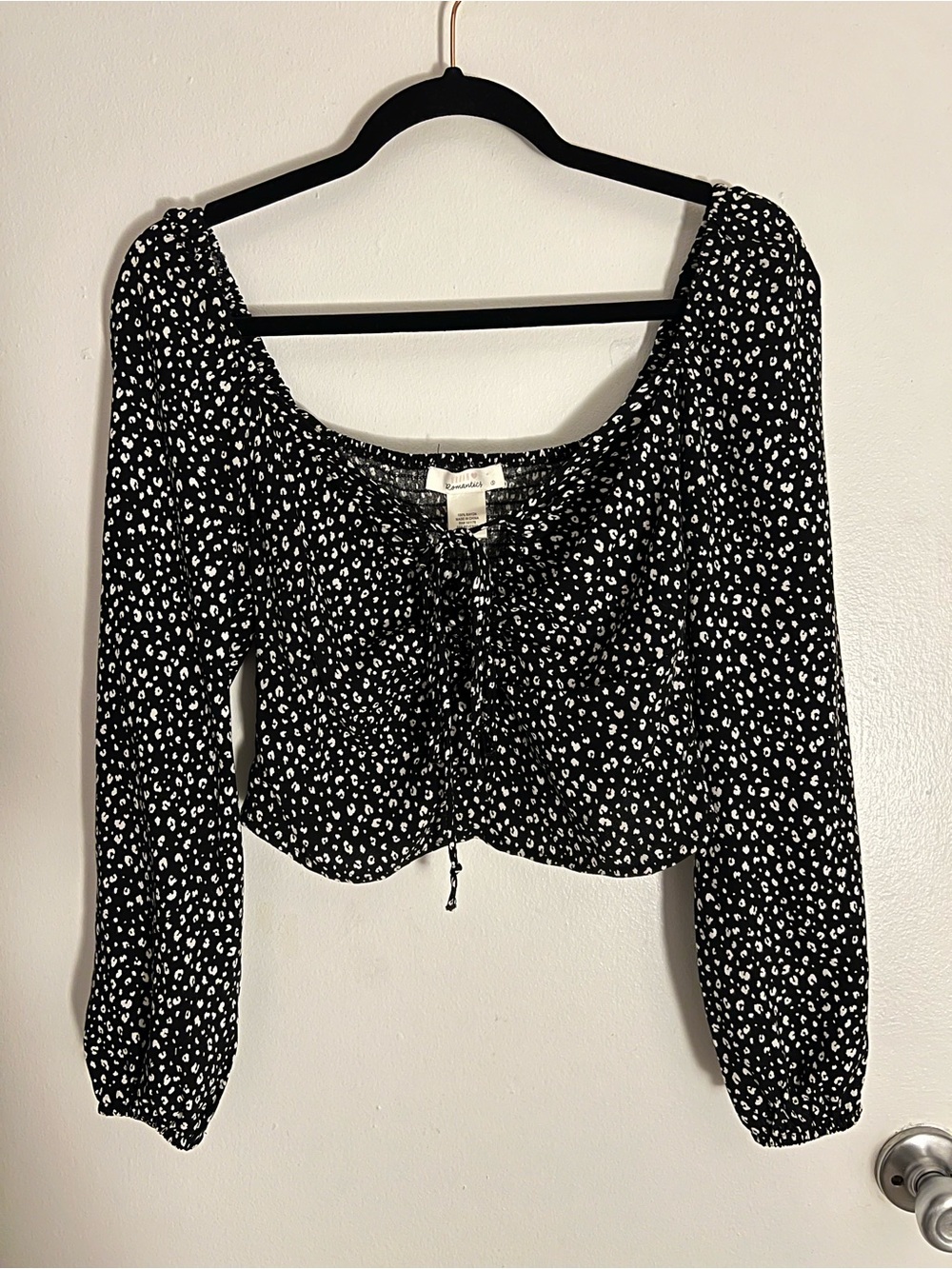 URBAN Romantics Black and White Printed Long-Sleeve Crop Top